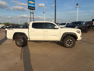 2022 Toyota Tacoma 2WD SR5