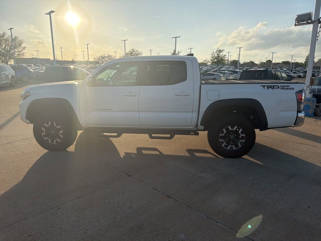 2022 Toyota Tacoma 2WD SR5