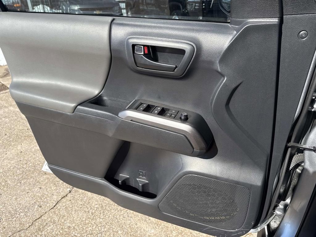 2023 Toyota Tacoma 2WD SR5