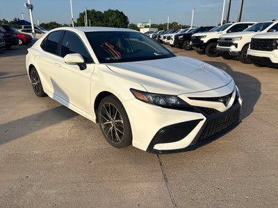 2024 Toyota Camry SE