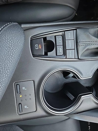 2024 Toyota Camry Hybrid XSE