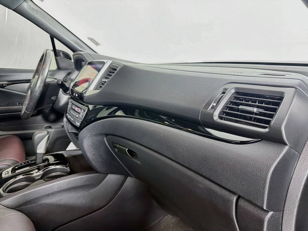 2019 Honda Ridgeline Black Edition