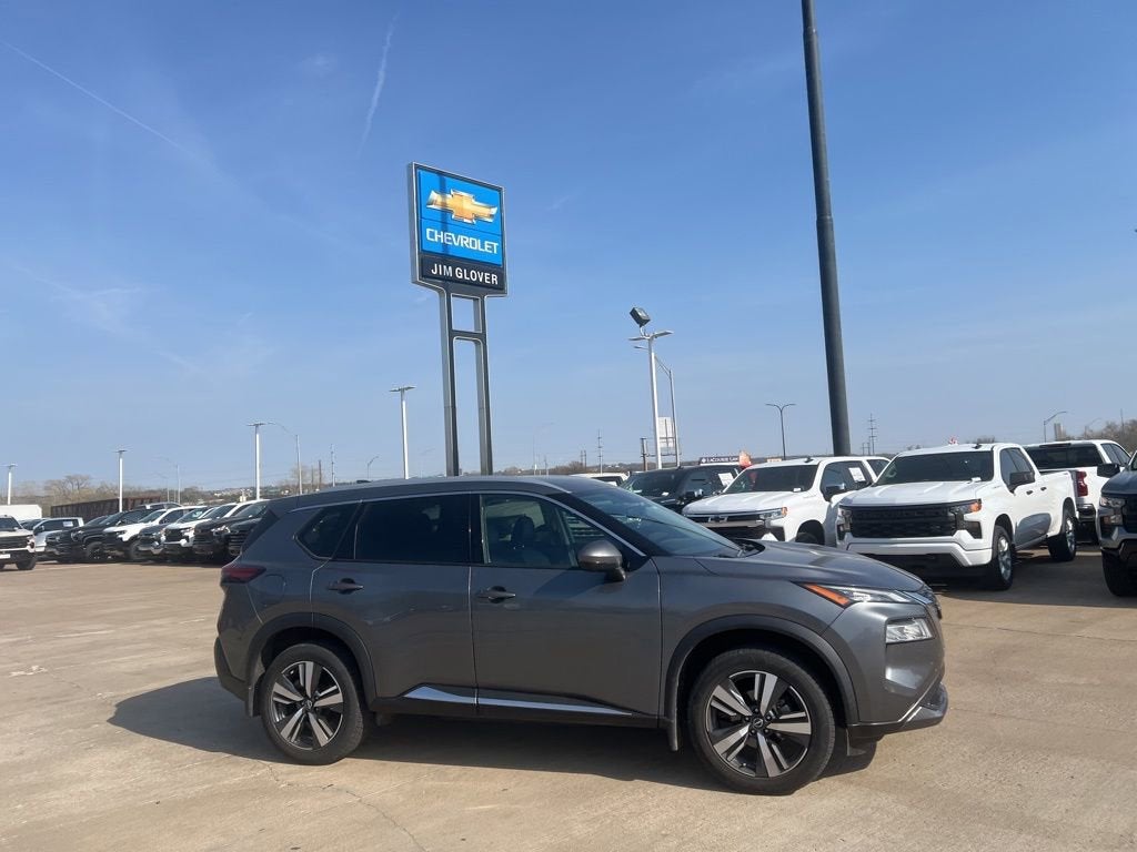 2022 Nissan Rogue SL