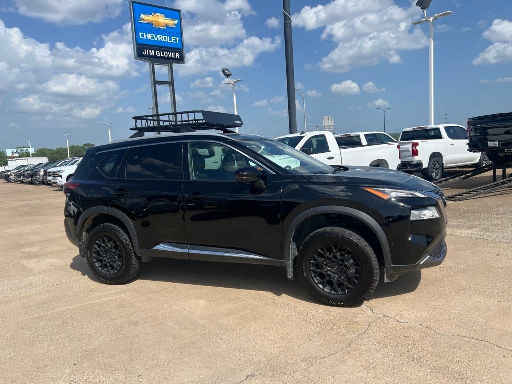 2023 Nissan Rogue SL