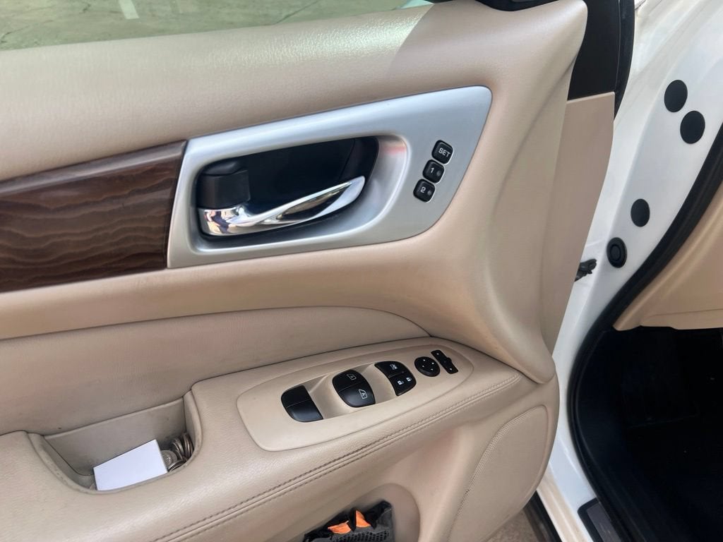 2018 Nissan Pathfinder Platinum