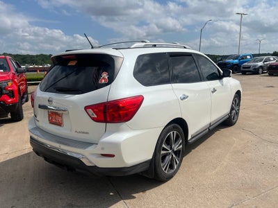2018 Nissan Pathfinder Platinum