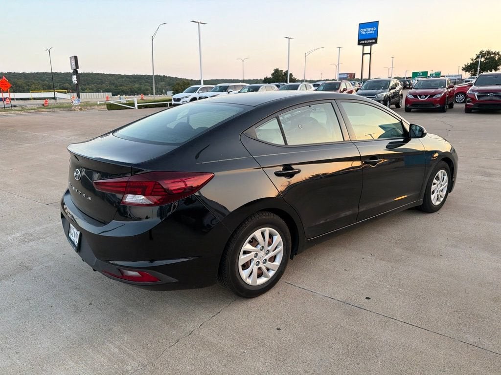2020 Hyundai Elantra SE