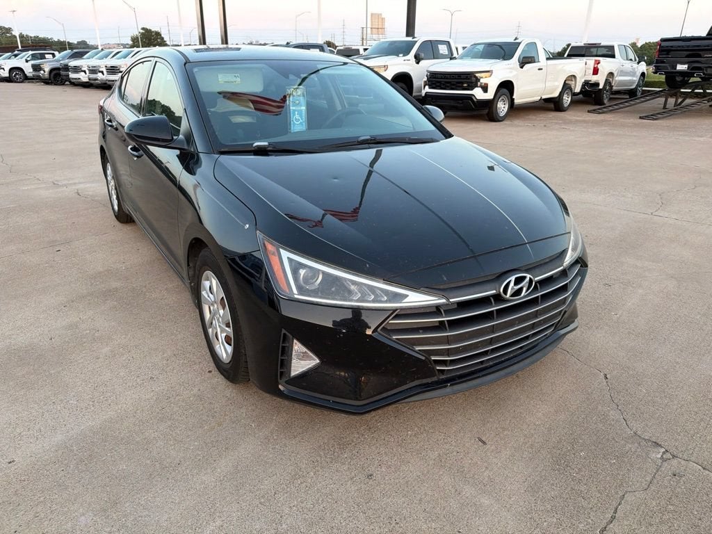 2020 Hyundai Elantra SE