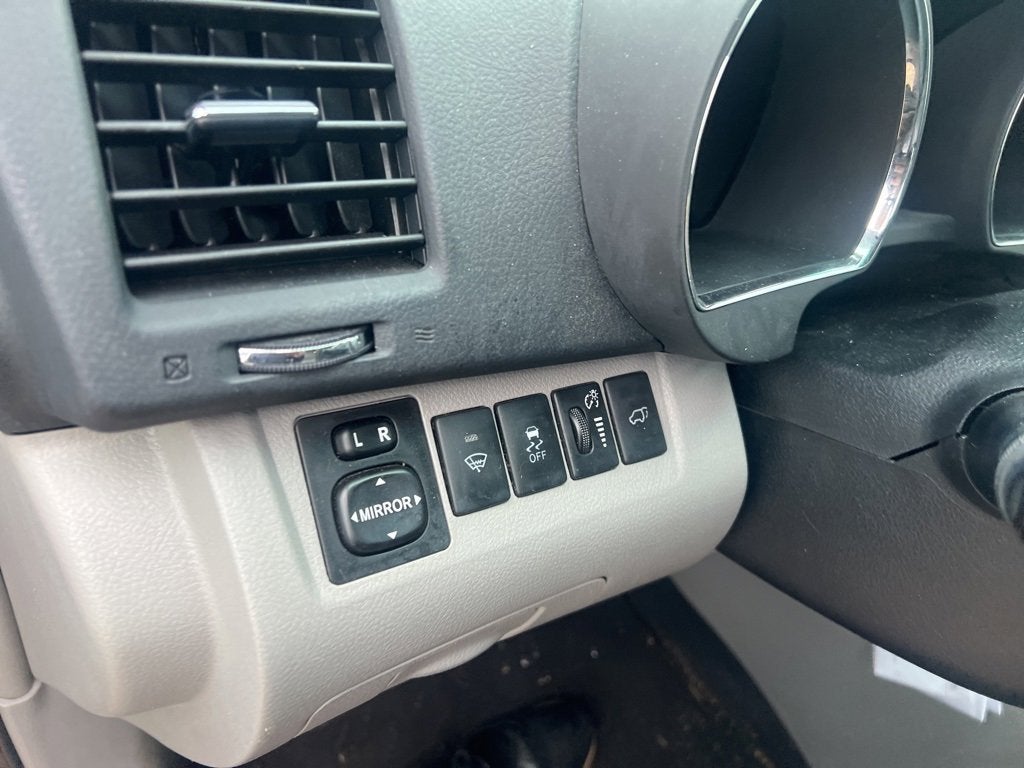 2012 Toyota Highlander 4WD 4dr V6 (Natl)