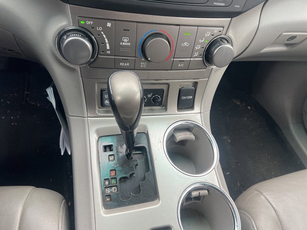 2012 Toyota Highlander 4WD 4dr V6 (Natl)