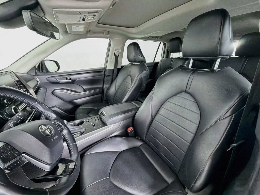 2021 Toyota Highlander Hybrid XLE