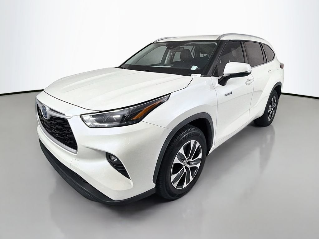 2021 Toyota Highlander Hybrid XLE