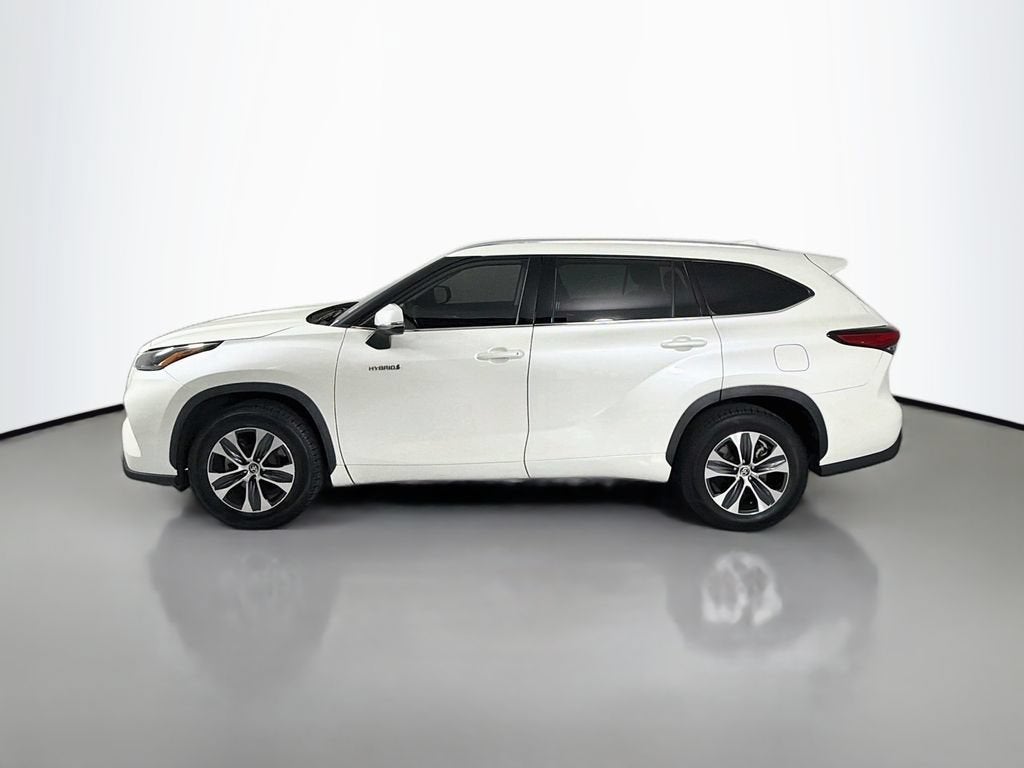 2021 Toyota Highlander Hybrid XLE
