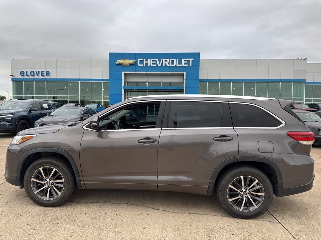 2018 Toyota Highlander SE