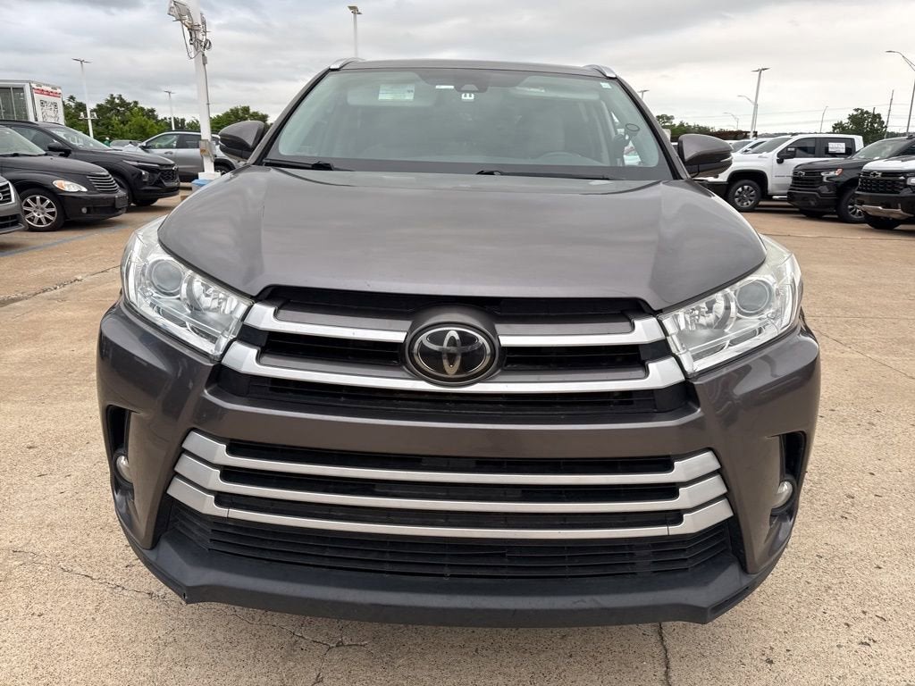 2018 Toyota Highlander SE