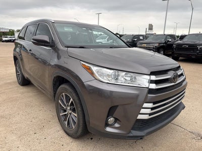 2018 Toyota Highlander SE