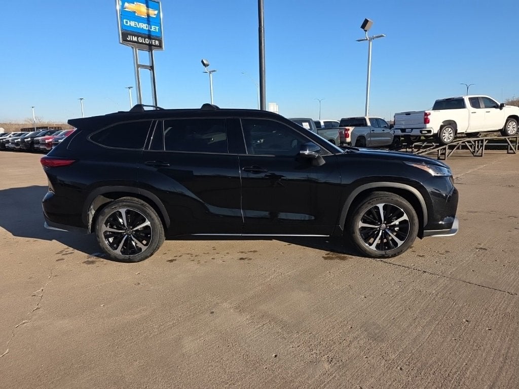 2022 Toyota Highlander XSE