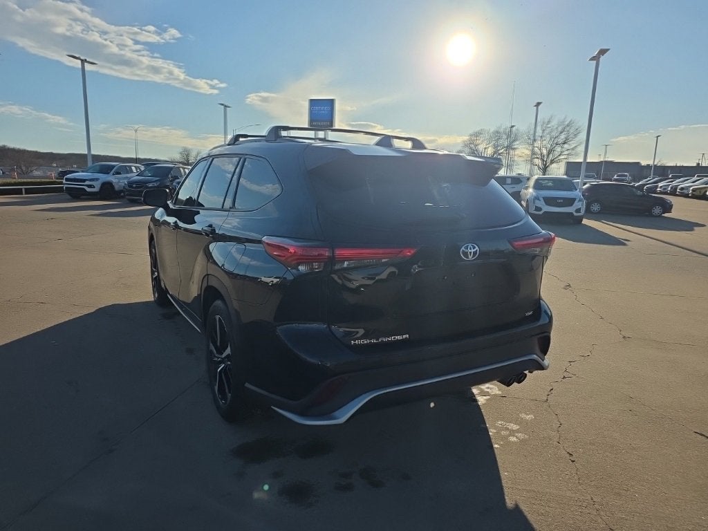 2022 Toyota Highlander XSE