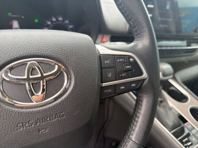 2021 Toyota Sienna XLE