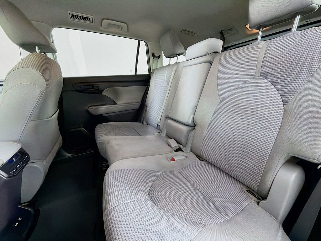 2021 Toyota Highlander L