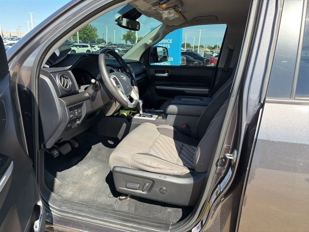 2019 Toyota Tundra 4WD SR5