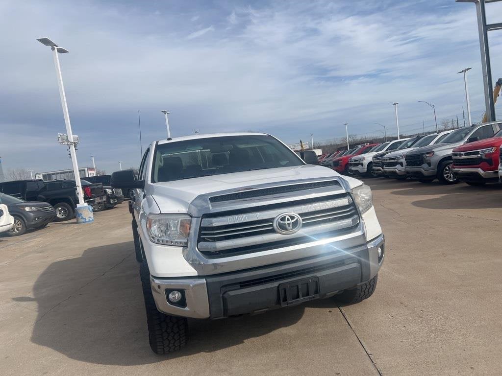 2016 Toyota Tundra 4WD Truck SR5