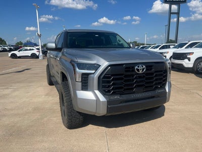 2024 Toyota Tundra 4WD SR5