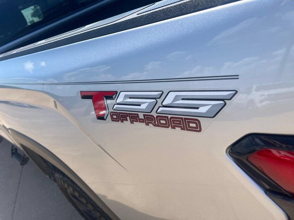 2023 Toyota Tundra 4WD SR5