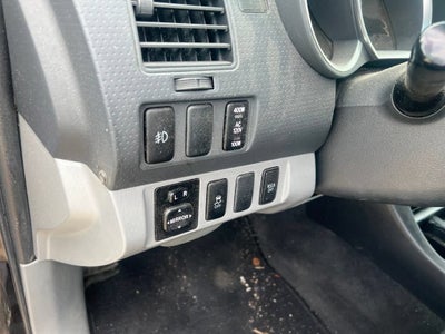 2012 Toyota Tacoma 4WD Access Cab V6 MT (Natl)