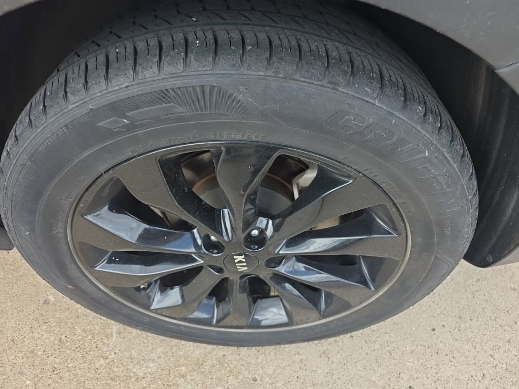 2020 Kia Sorento EX V6