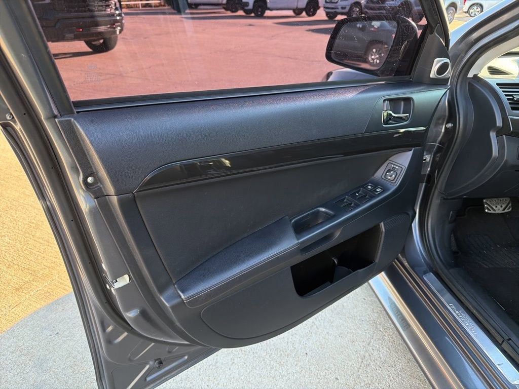 2011 Mitsubishi Lancer Evolution MR