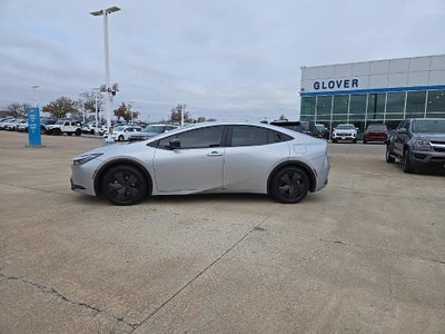 2026 Toyota Prius Plug-In Hybrid SE