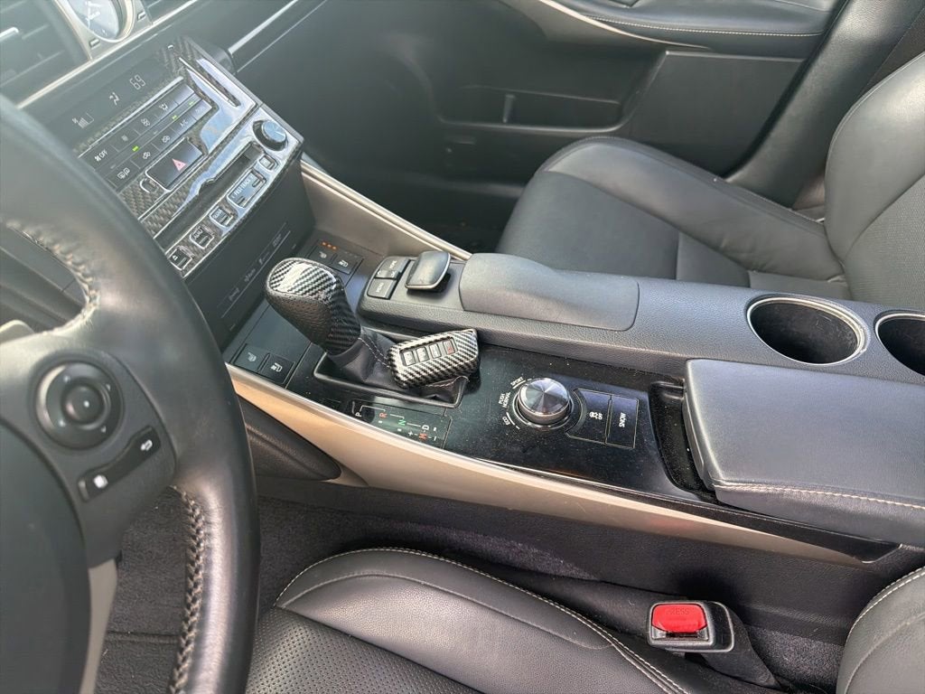 2014 Lexus IS 250 4dr Sport Sdn Auto RWD