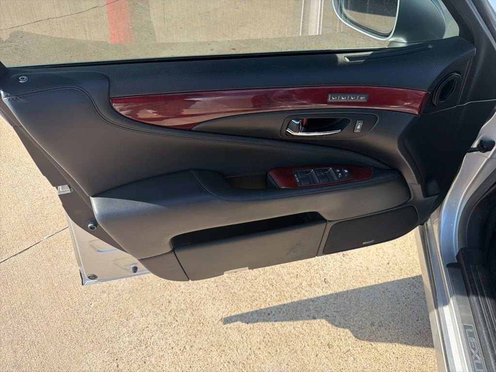 2008 Lexus LS 460 4dr Sdn