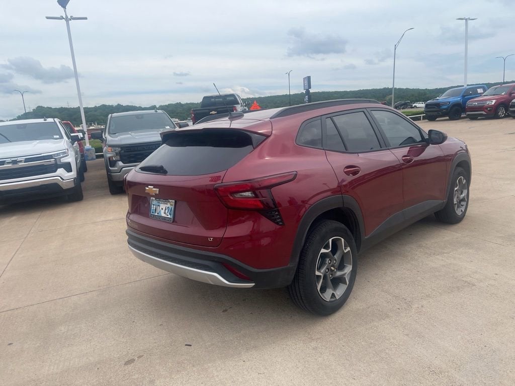 2025 Chevrolet Trax LT