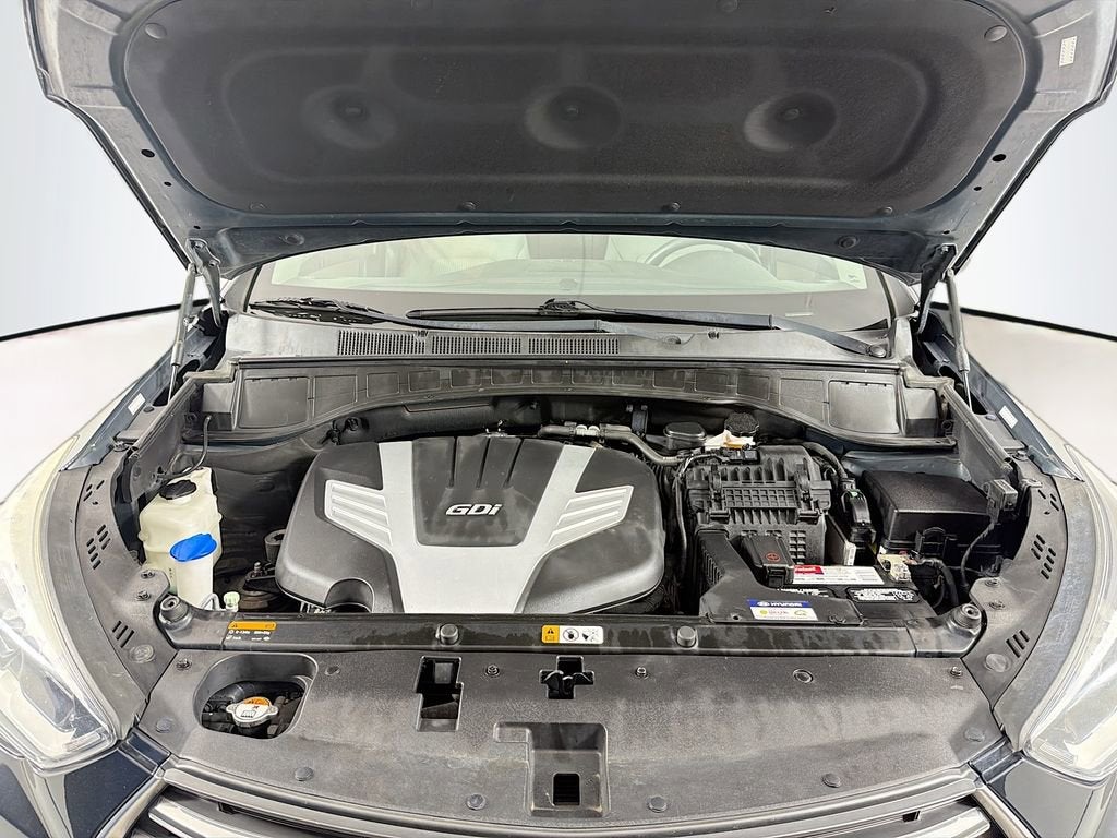 2017 Hyundai Santa Fe SE