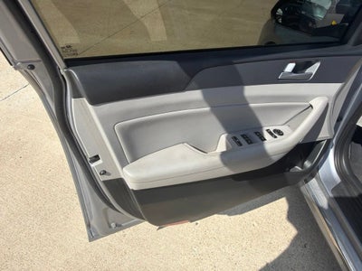 2017 Hyundai Sonata Hybrid SE