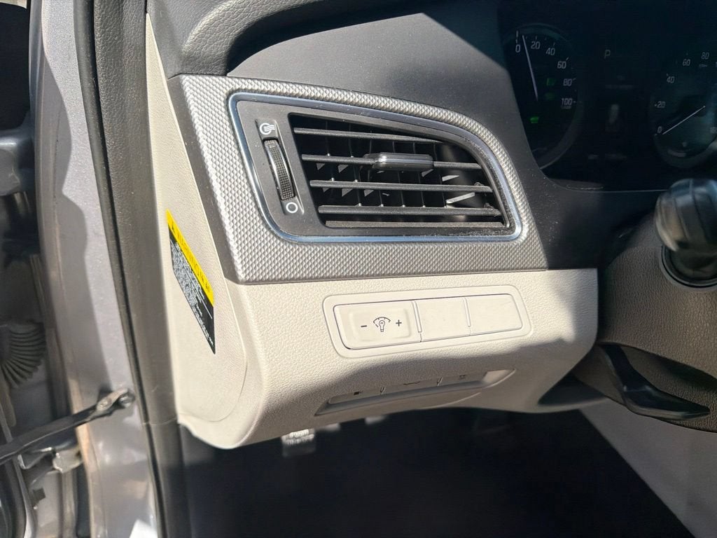 2017 Hyundai Sonata Hybrid SE