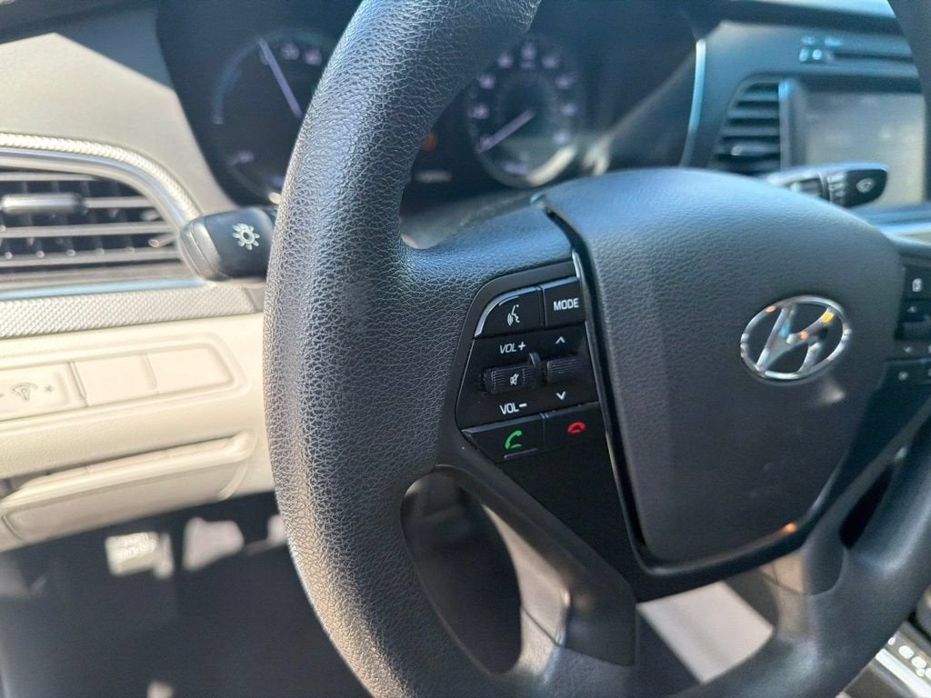 2017 Hyundai Sonata Hybrid SE