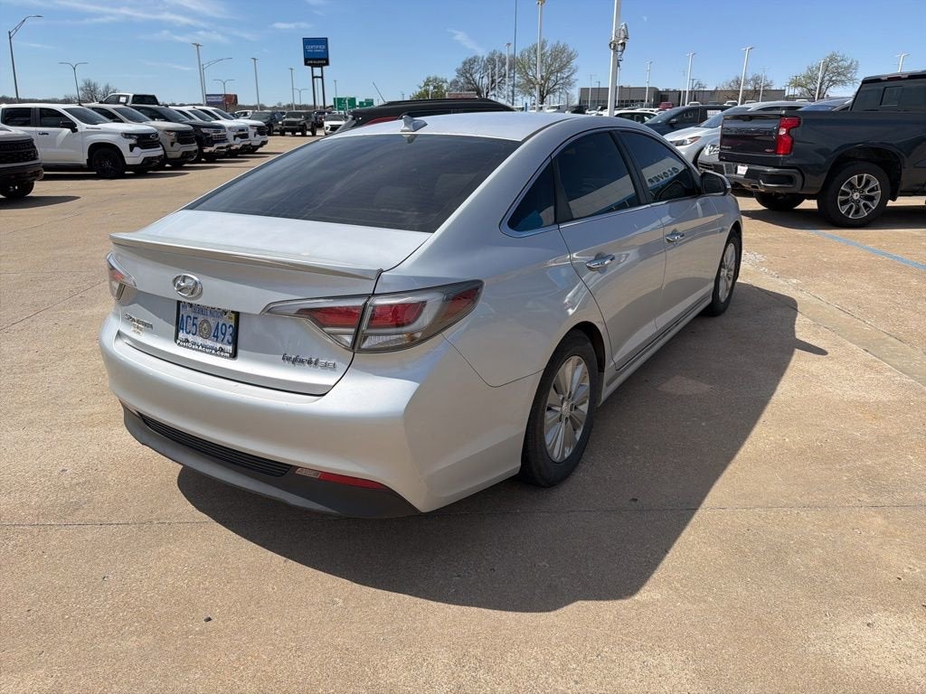 2017 Hyundai Sonata Hybrid SE