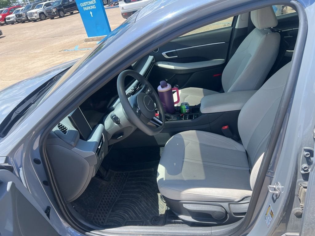 2025 Hyundai Sonata SE