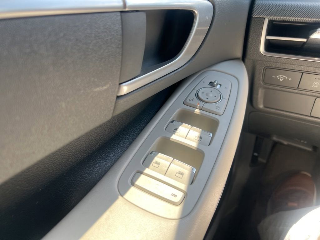 2025 Hyundai Sonata SE