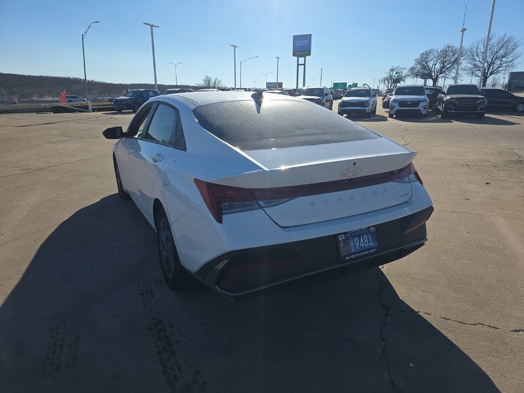 2025 Hyundai Elantra Hybrid Blue