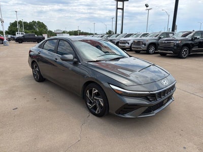 2024 Hyundai Elantra SEL