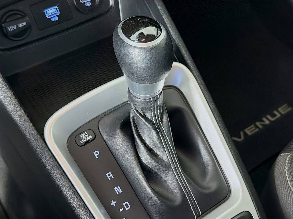 2021 Hyundai Venue SEL