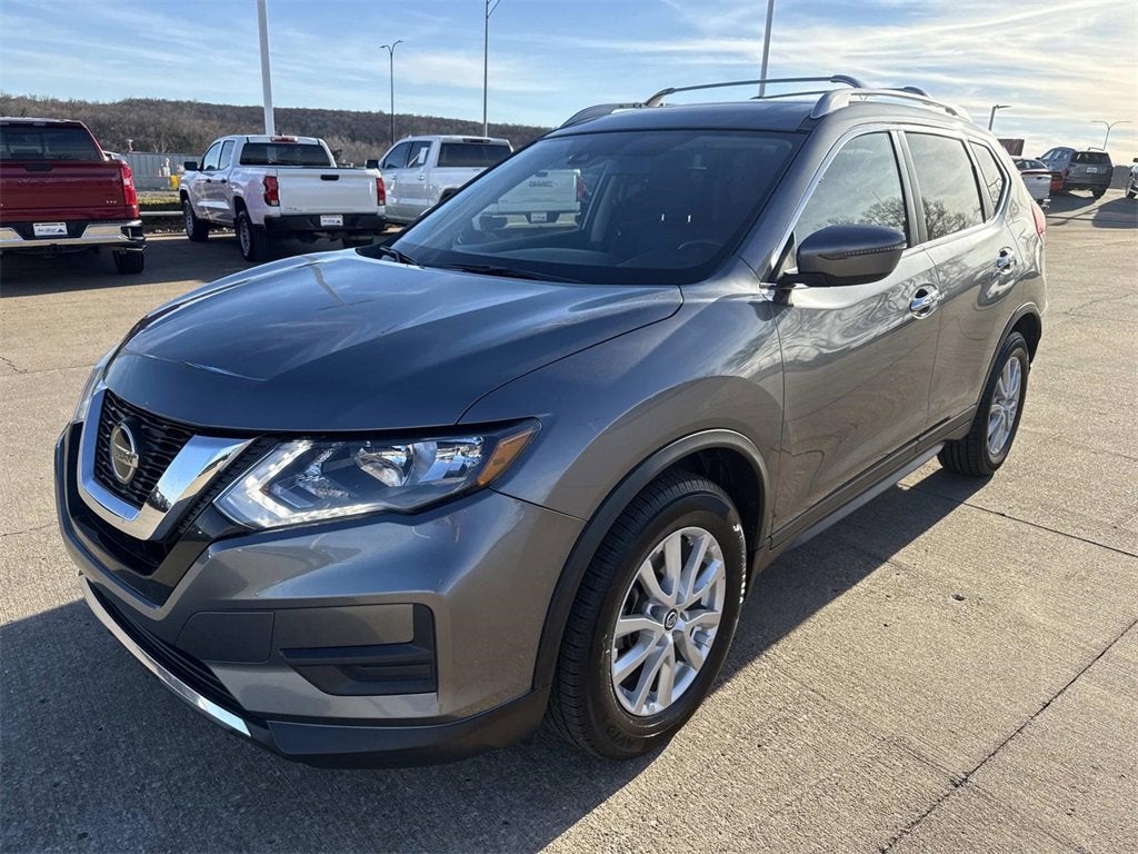 2020 Nissan Rogue SV