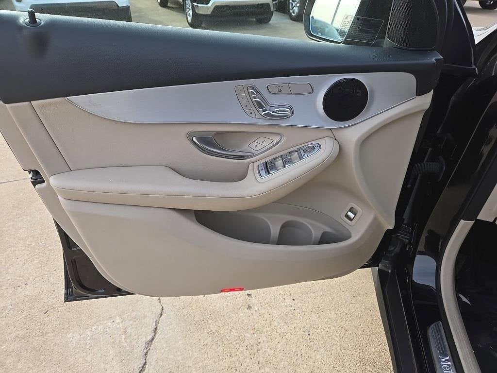 2021 Mercedes-Benz GLC GLC 300