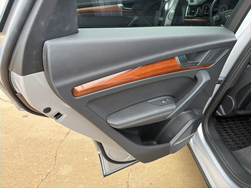 2022 Audi Q5 S line Premium Plus