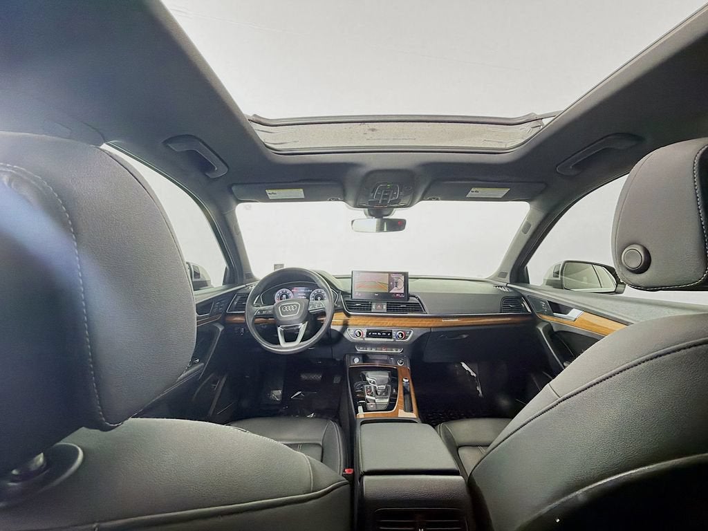 2022 Audi Q5 S line Premium Plus