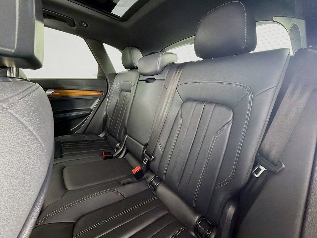 2022 Audi Q5 S line Premium Plus